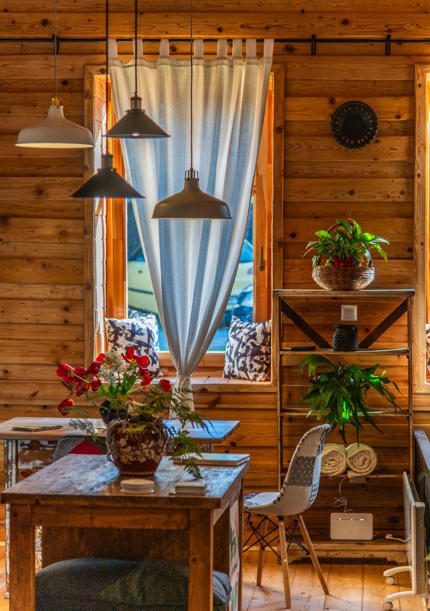 Szokolya Minifaktura Loft Apartman & Reggelizo Es Etelbar מראה חיצוני תמונה